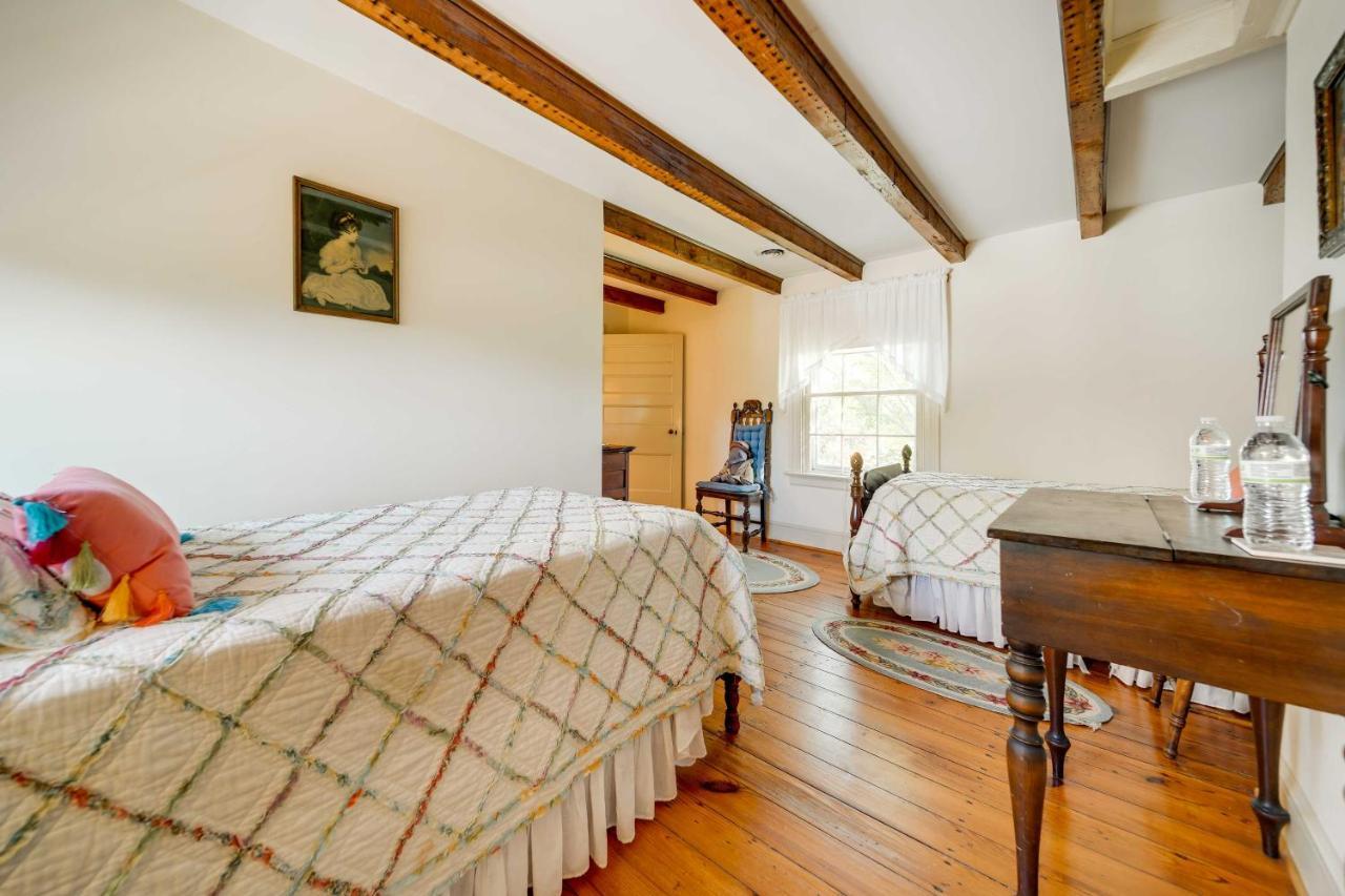 Terre Haute Manor Farmhouse With Gardens And Deck! Midlothian Εξωτερικό φωτογραφία