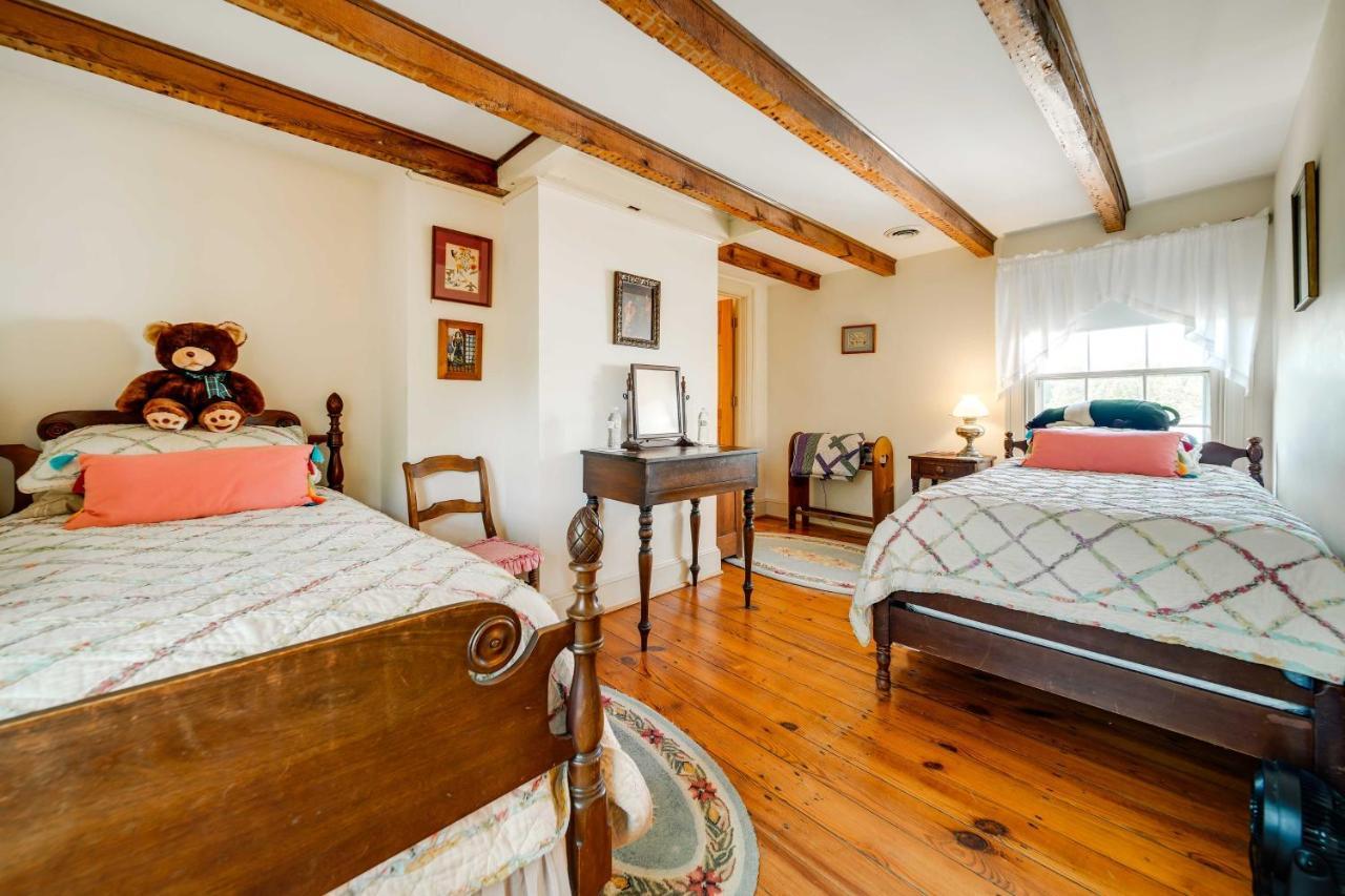 Terre Haute Manor Farmhouse With Gardens And Deck! Midlothian Εξωτερικό φωτογραφία