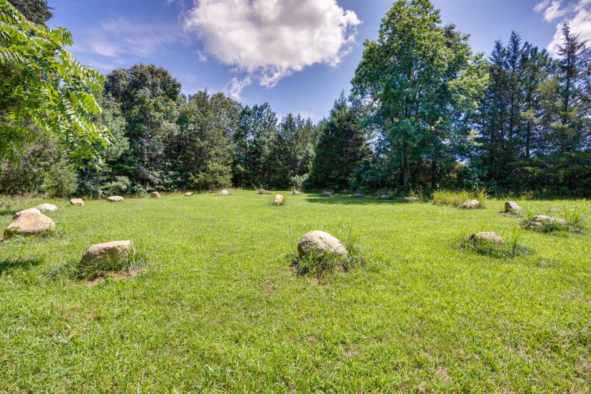 Terre Haute Manor Farmhouse With Gardens And Deck! Midlothian Εξωτερικό φωτογραφία